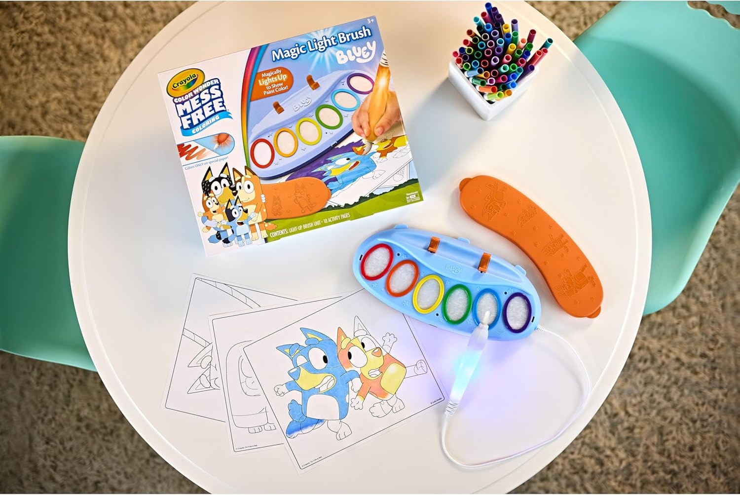 Crayola Color Wonder Magic Light Brush Featuring Ms. Rachel, MessFree Coloring Set with Songs, Paint Set for Toddlers, Art Gift for Kids, Ages 3 & Up(8.5 x 11 inches)